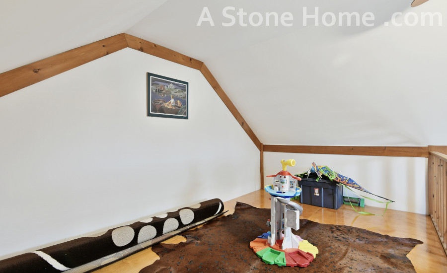 loft 3670 Kinburn Side Road Ottawa stone home for sale ontario dave chomitz 