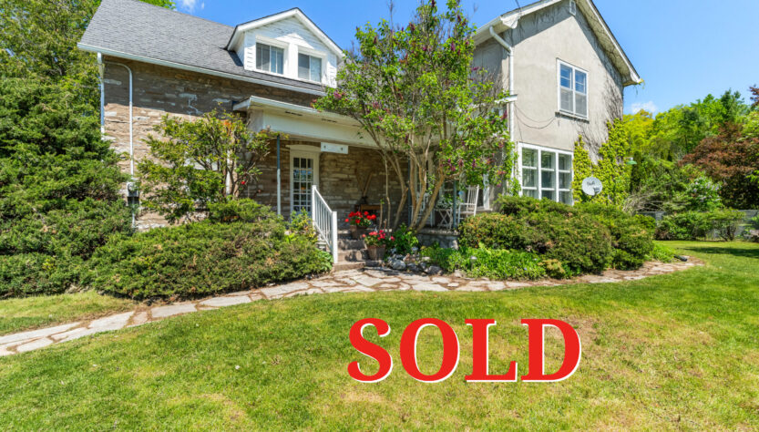 Ontario stone home for sale tweed heritage property retreat